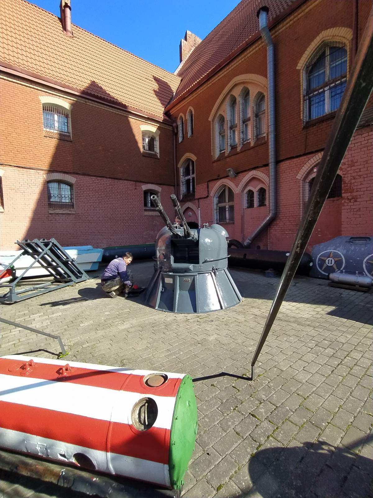 Следующая Click