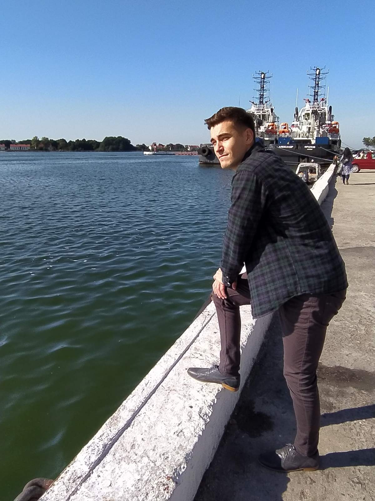 Следующая Click